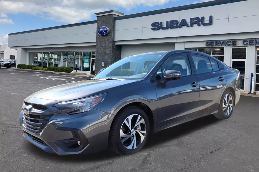 2025 Subaru Legacy Premium photo 1