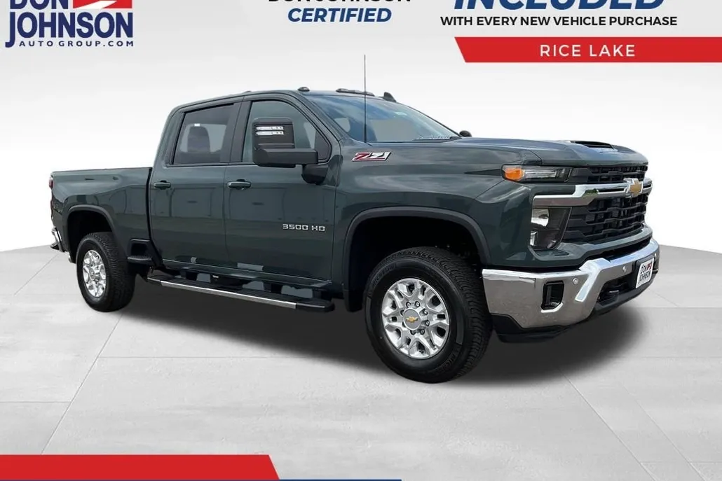 2025 Chevrolet Silverado 3500HD LT photo 1