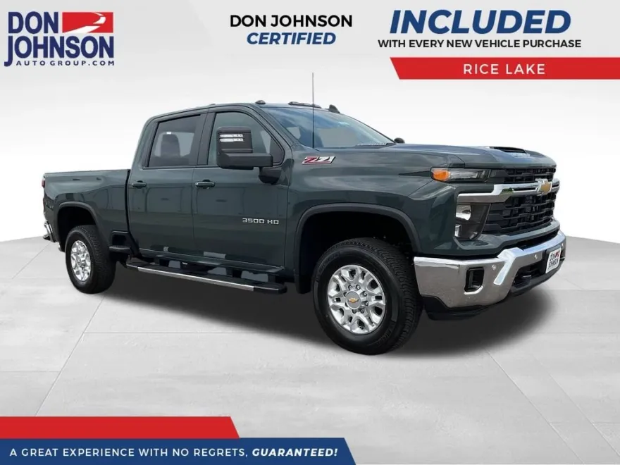 2025 Chevrolet Silverado 3500HD LT photo 1