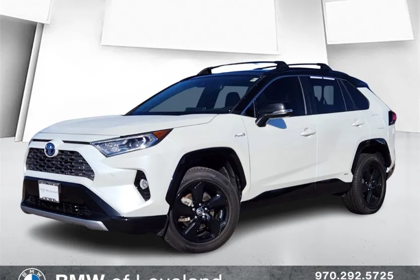 2020 Toyota RAV4 Hybrid XSE photo 1