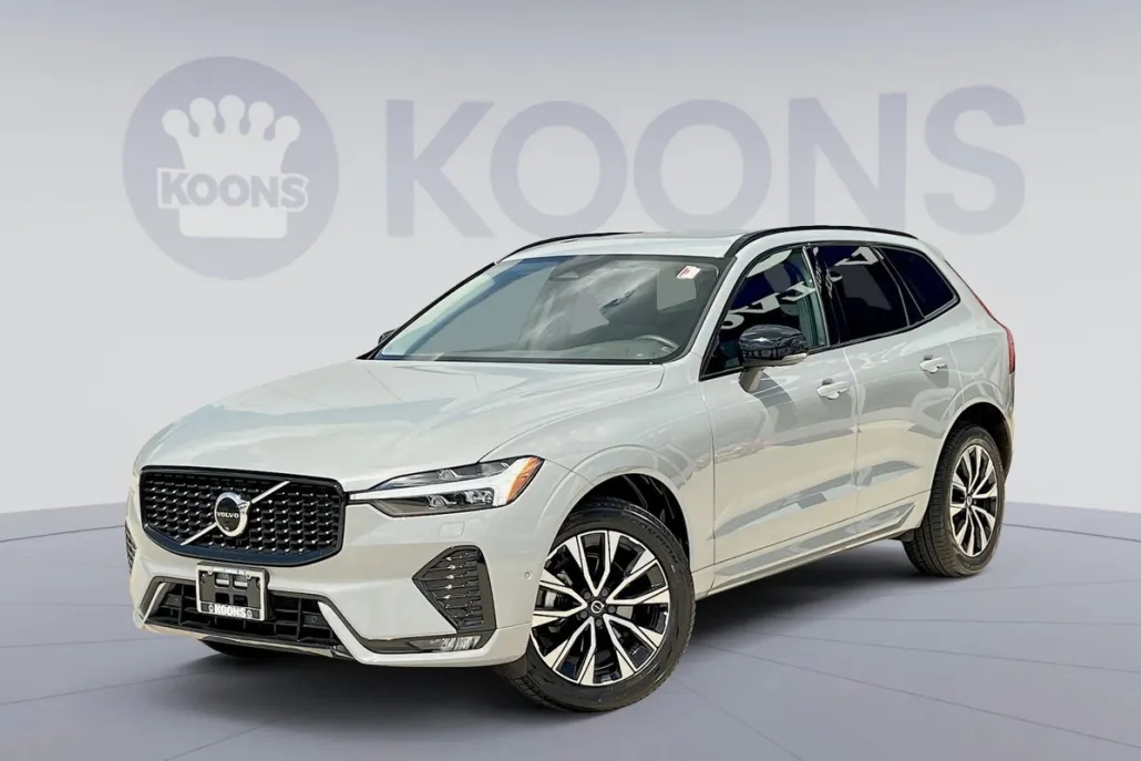 2024 Volvo XC60 B5 Plus photo 1