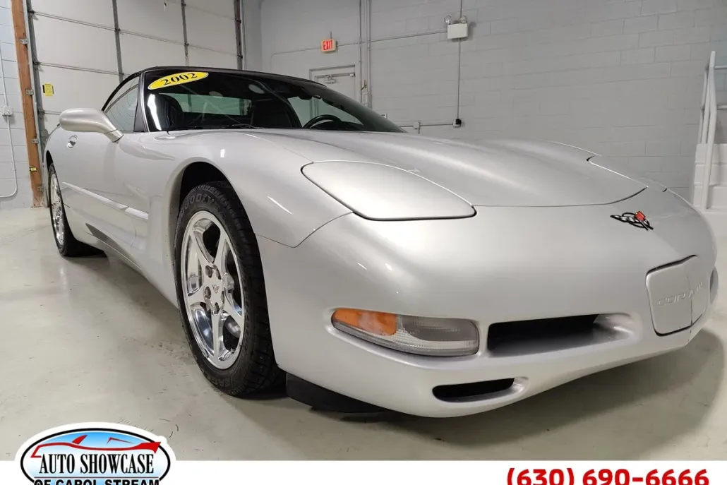 2002 Chevrolet Corvette photo 1