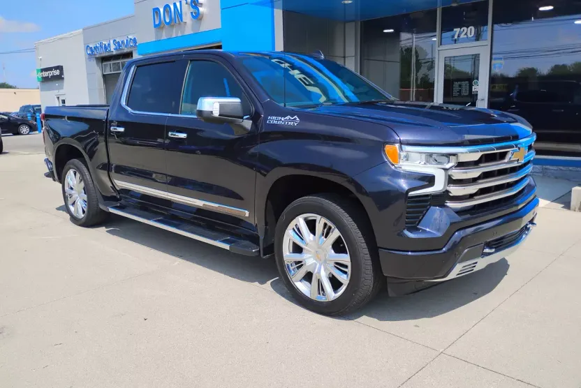 2022 Chevrolet Silverado 1500 High Country photo 1