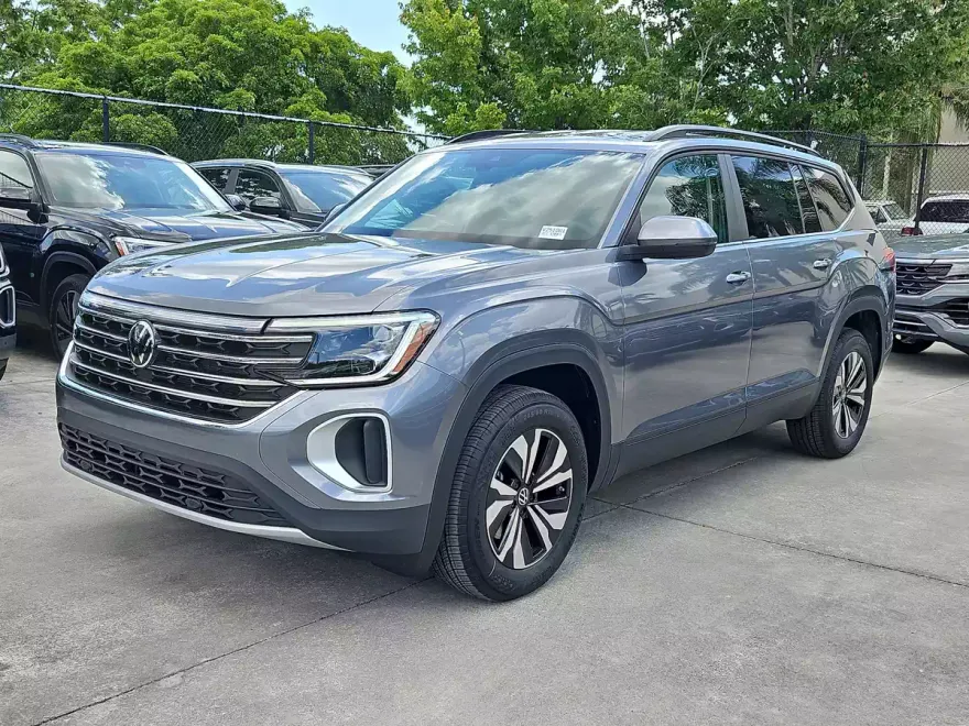 2025 Volkswagen Atlas SE Technology photo 1