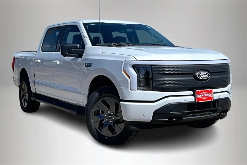 2025 Ford F-150 Lightning photo 1