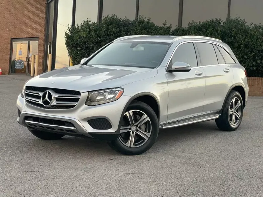 2016 Mercedes Benz GLC 300 photo 1