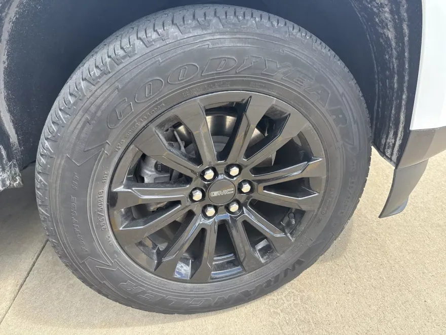 2022 Gmc Canyon Elevation photo 1
