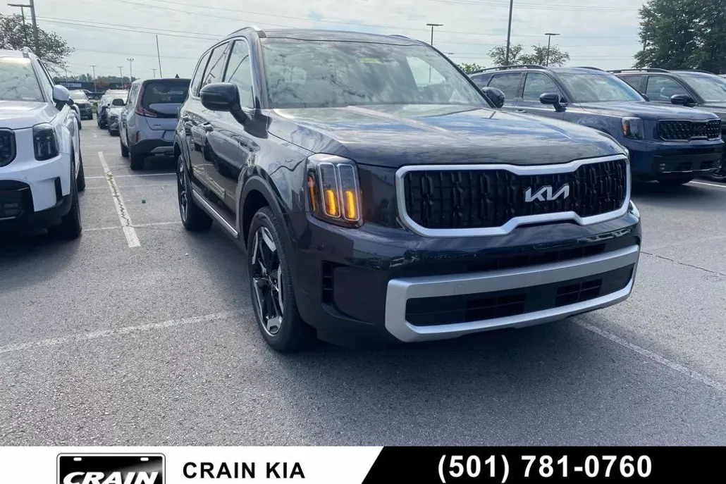 2025 Kia Telluride EX photo 1