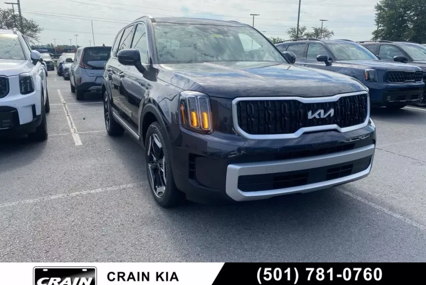 2025 Kia Telluride EX photo 1