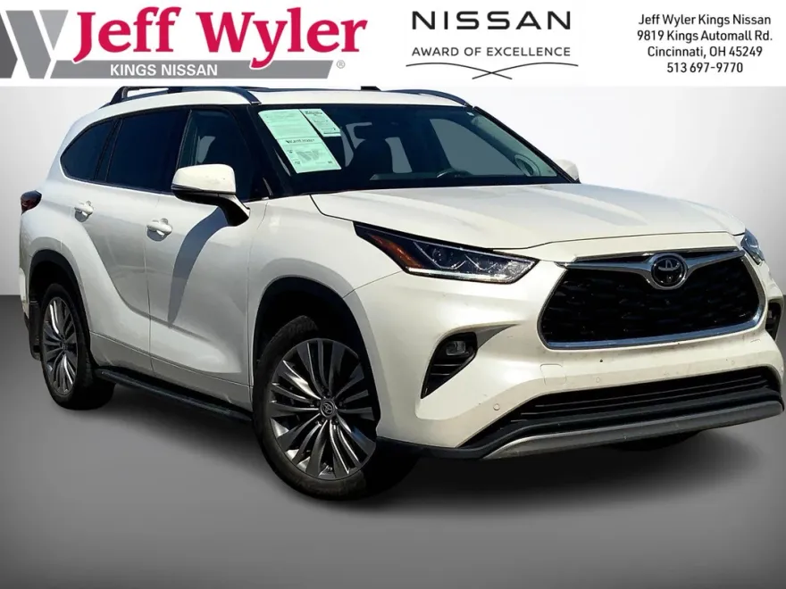 2021 Toyota Highlander Platinum photo 1