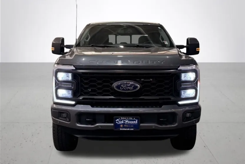 2023 Ford F-350 photo 1