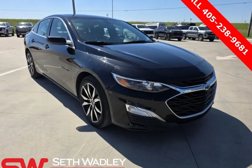 2021 Chevrolet Malibu RS photo 1