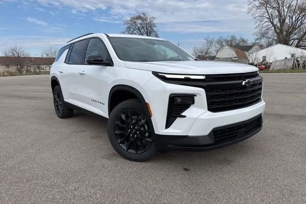 2025 Chevrolet Traverse 1LT photo 1
