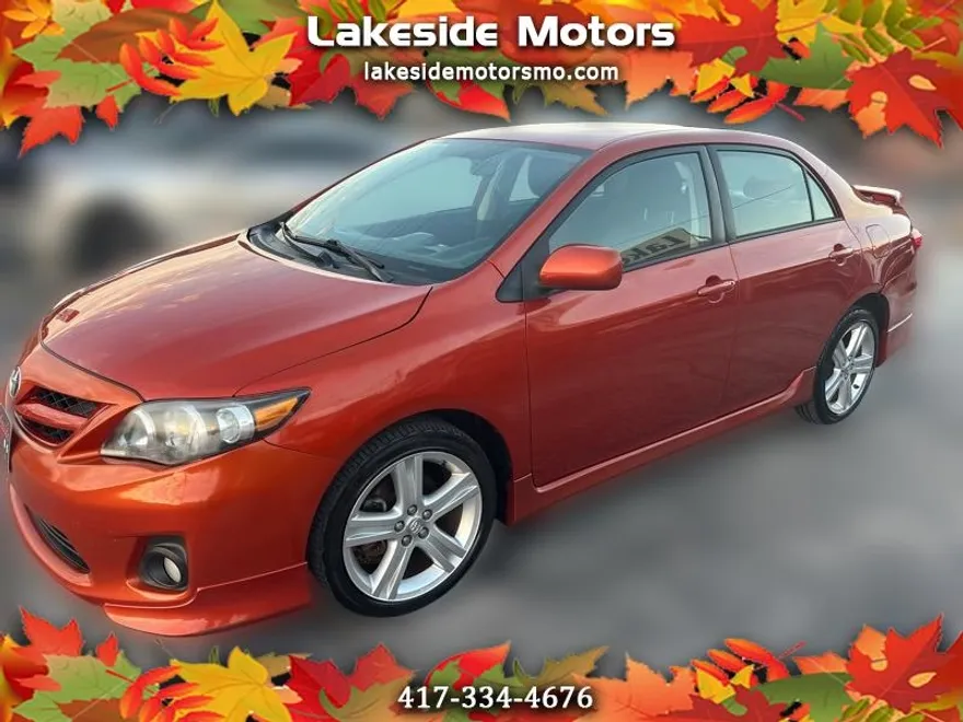 2013 Toyota Corolla LE Special Edition photo 1