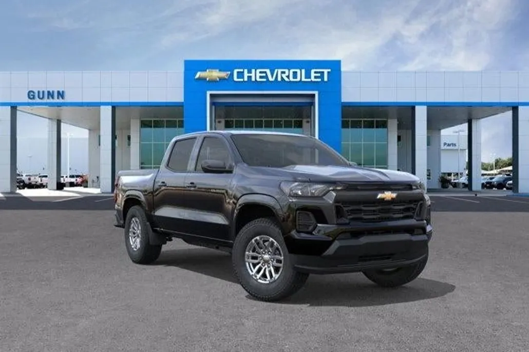 2026 Chevrolet Colorado LT photo 1
