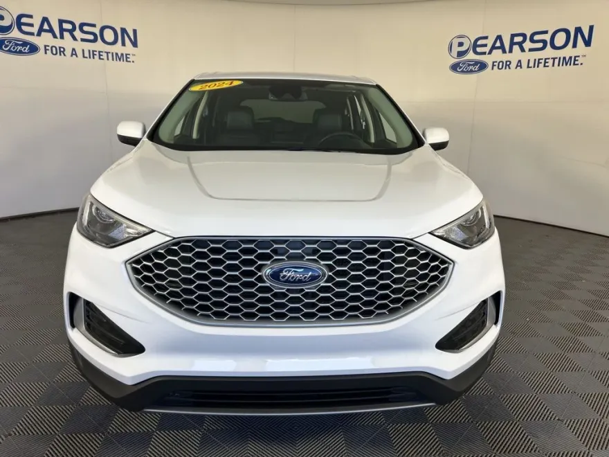 2024 Ford Edge SEL photo 1