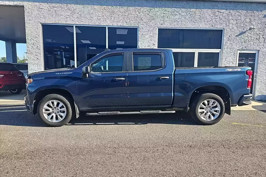 2020 Chevrolet Silverado 1500 Custom photo 1