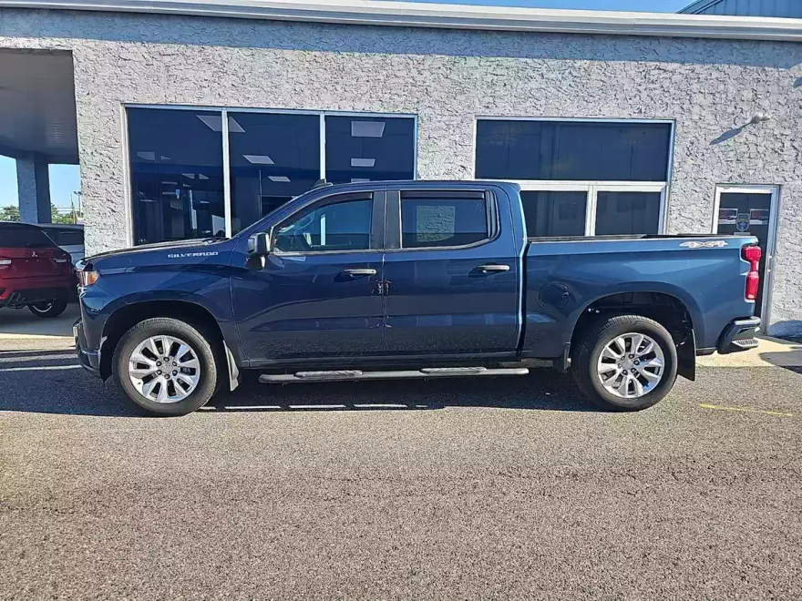 2020 Chevrolet Silverado 1500 Custom photo 1