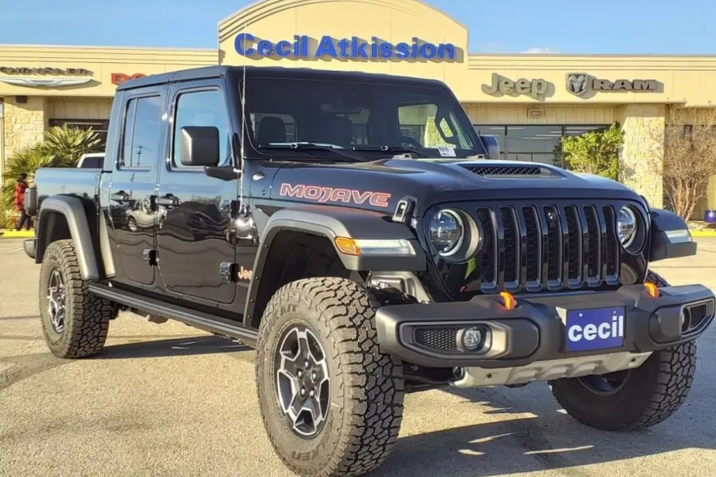 2023 Jeep Gladiator Mojave photo 1