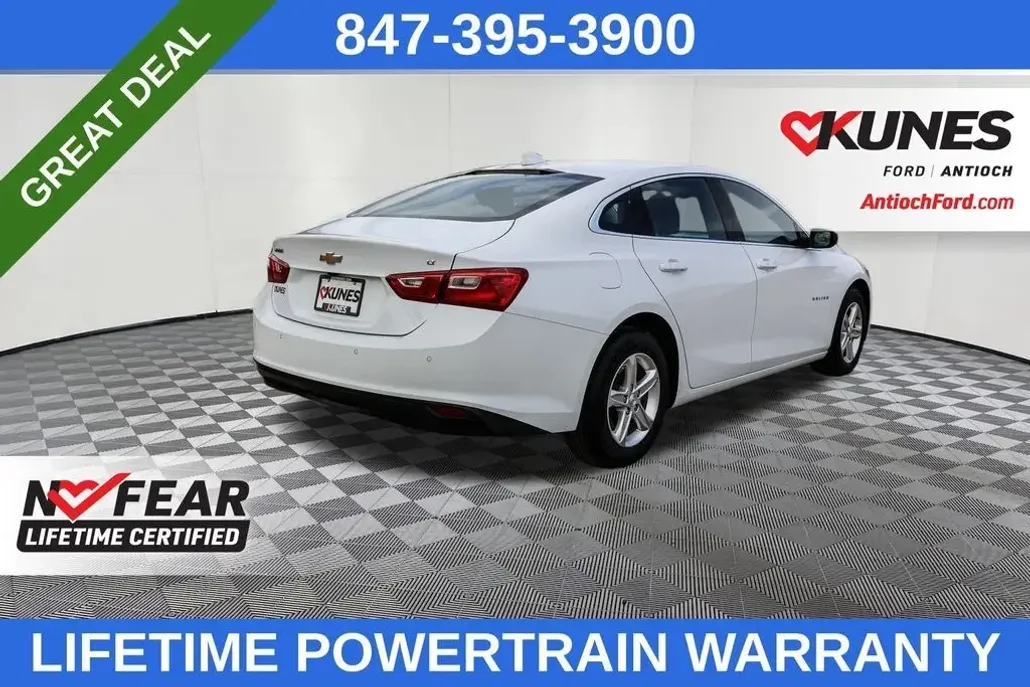 2023 Chevrolet Malibu 1LT photo 1