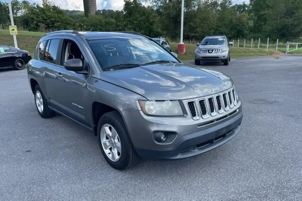2014 Jeep Compass Sport photo 1