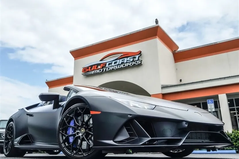 2020 Lamborghini Huracan Evo Spyder photo 1