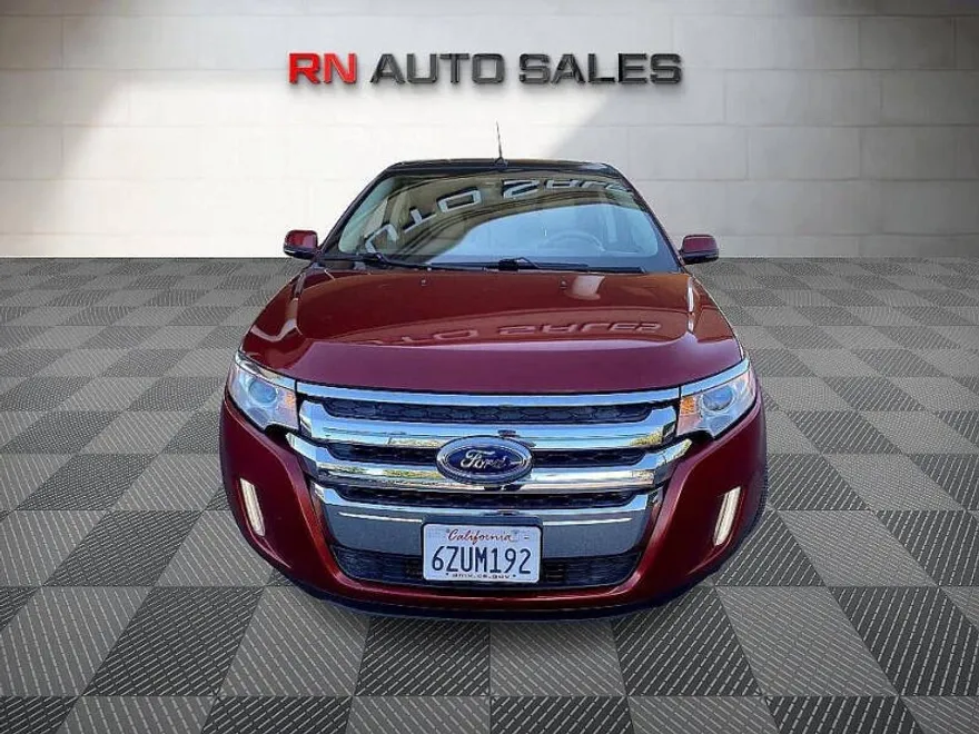 2013 Ford Edge SEL photo 1