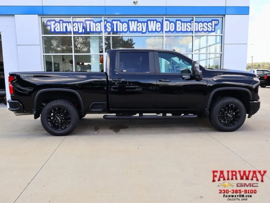 2025 Chevrolet Silverado 2500HD LT photo 1