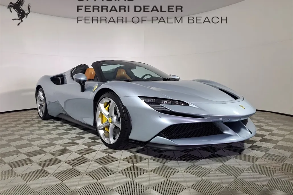 2024 Ferrari SF90 Spider Base photo 1