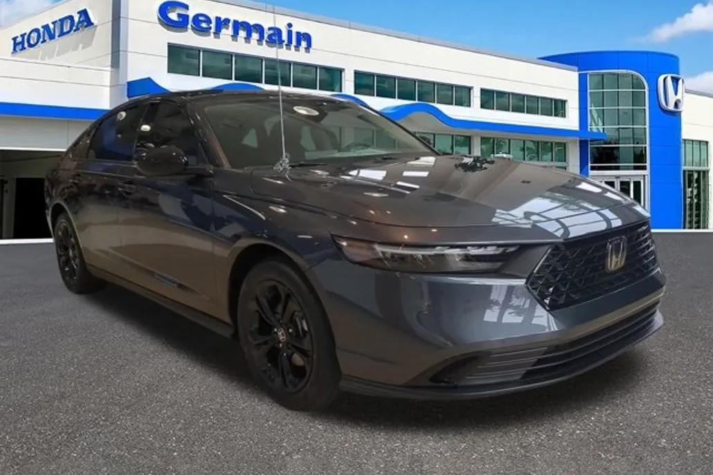 2025 Honda Accord SE photo 1