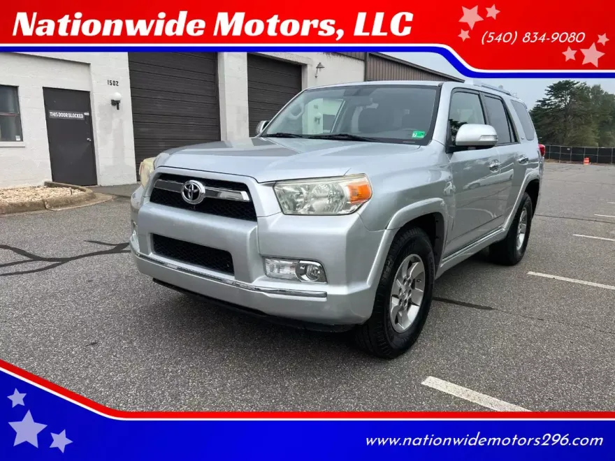 2012 Toyota 4Runner SR5 photo 1