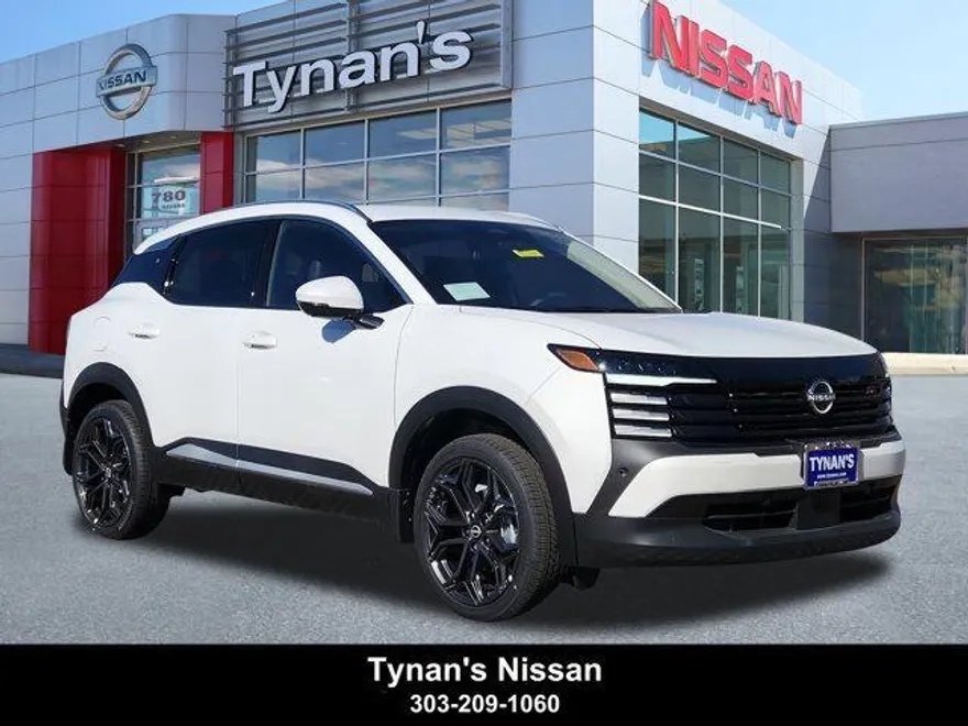 2025 Nissan Kicks SR photo 1
