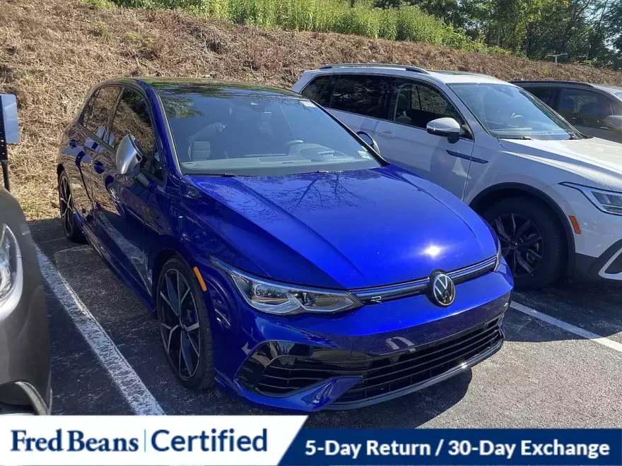 2024 Volkswagen Golf R photo 1