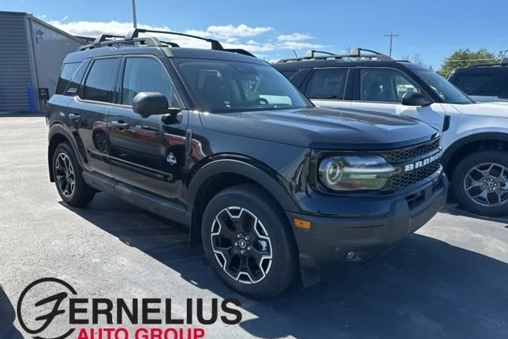 2025 Ford Bronco Sport Outer Banks photo 1