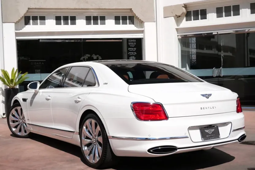 2021 Bentley Flying Spur W12 photo 1