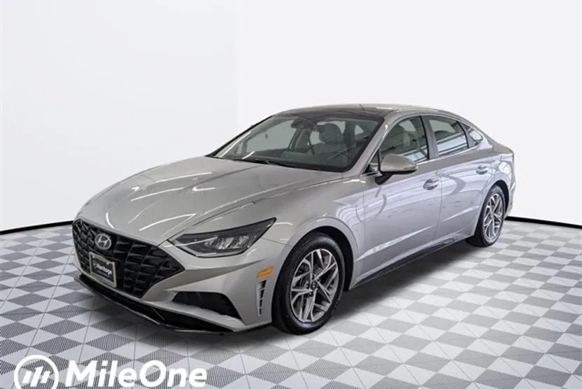 2020 Hyundai Sonata SEL photo 1