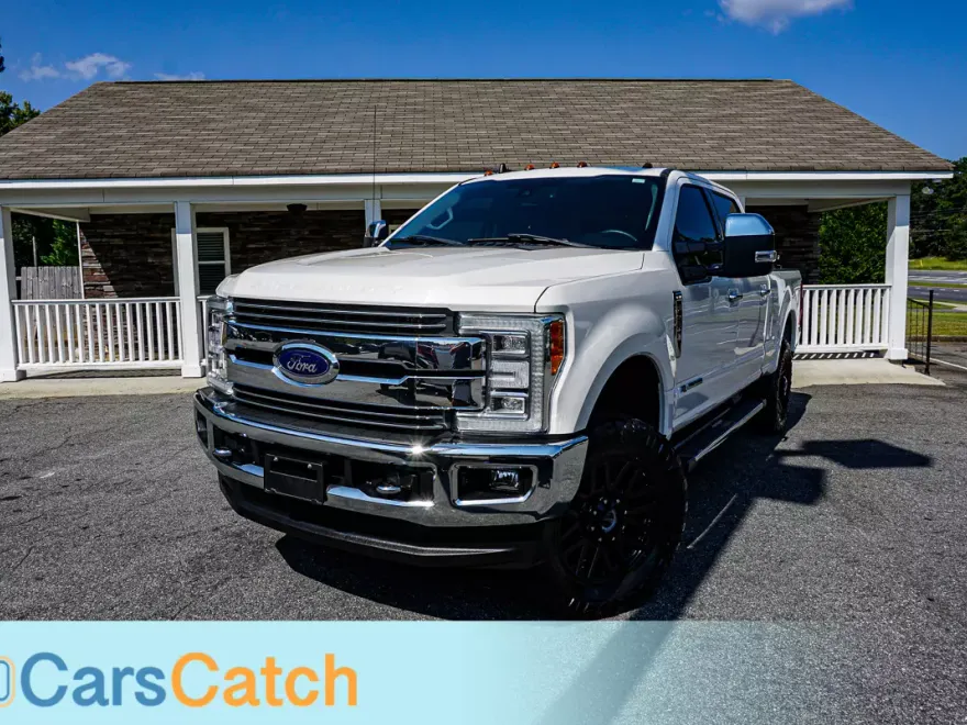 2019 Ford F-250 Lariat photo 1