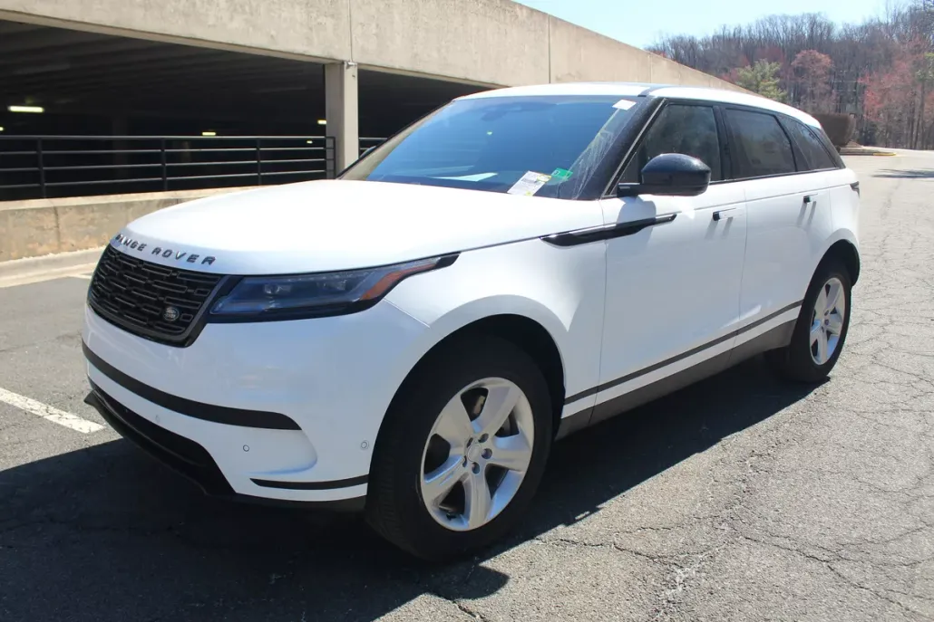 2026 Land Rover Range Rover Velar S photo 1