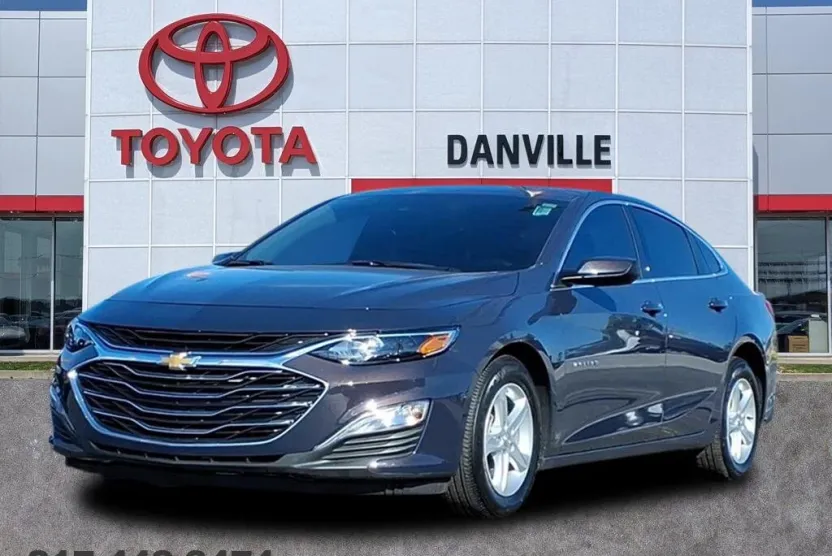 2025 Chevrolet Malibu photo 1