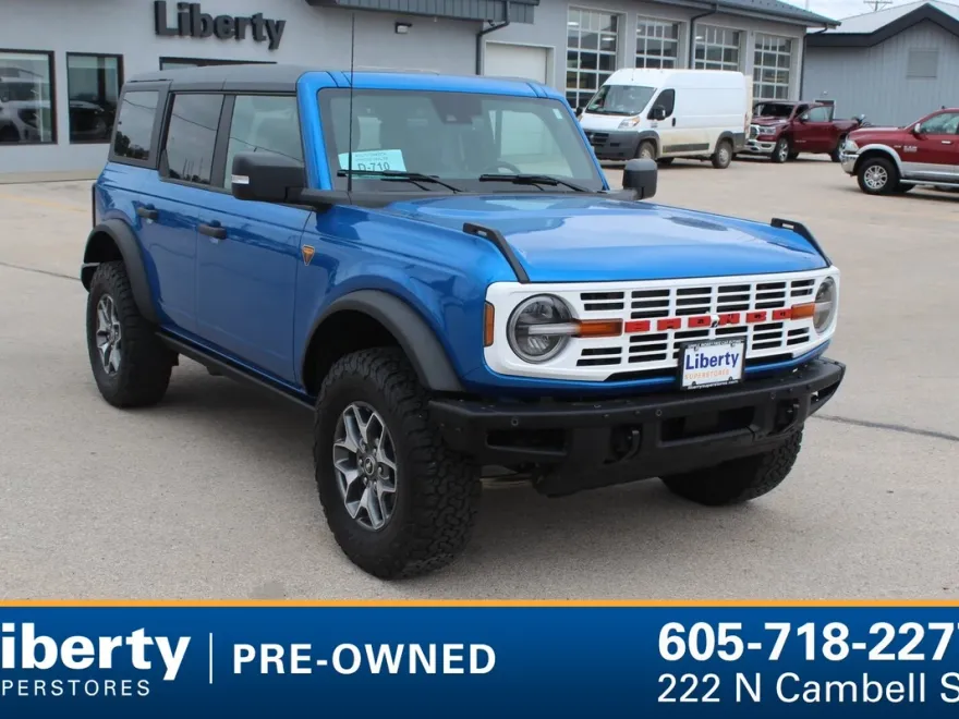 2024 Ford Bronco Badlands photo 1