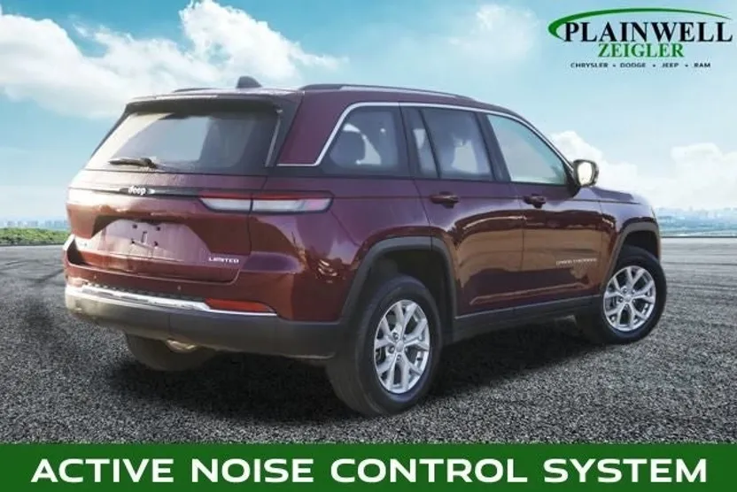 2023 Jeep Grand Cherokee Limited photo 1