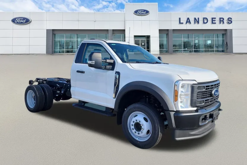 2024 Ford F-550 XL photo 1