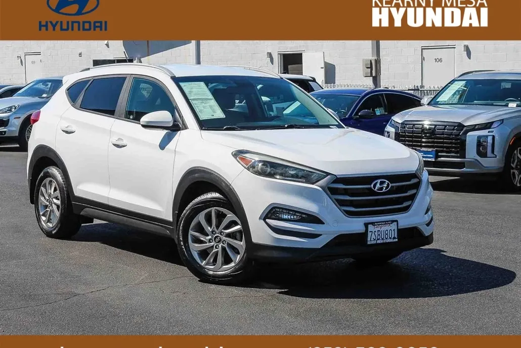 2016 Hyundai Tucson SE photo 1