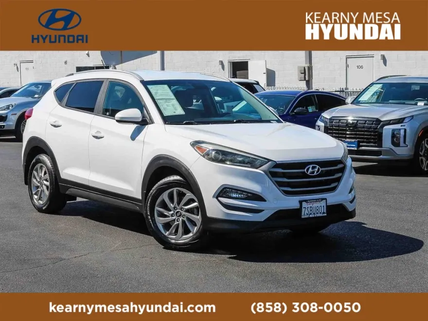 2016 Hyundai Tucson SE photo 1