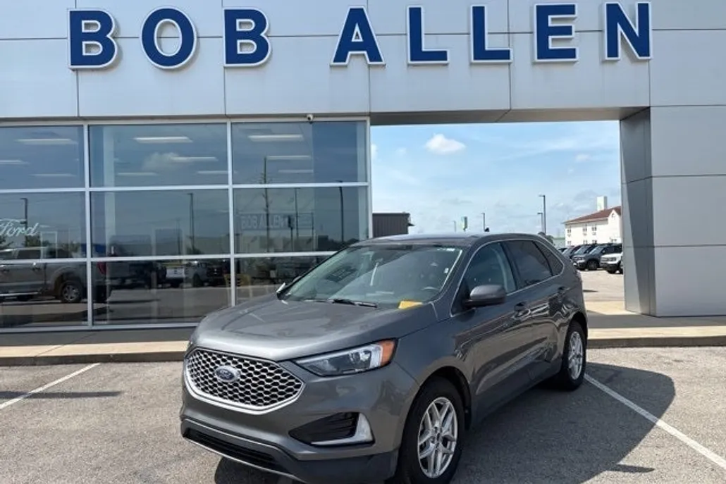 2024 Ford Edge SEL photo 1