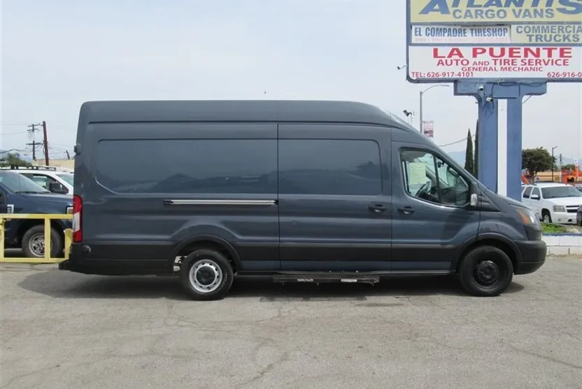 2019 Ford Transit Cargo Van photo 1