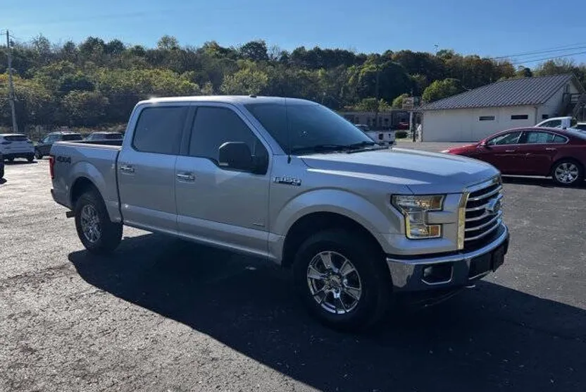 2016 Ford F-150 XLT photo 1