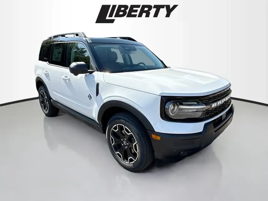 2025 Ford Bronco Sport Outer Banks photo 1