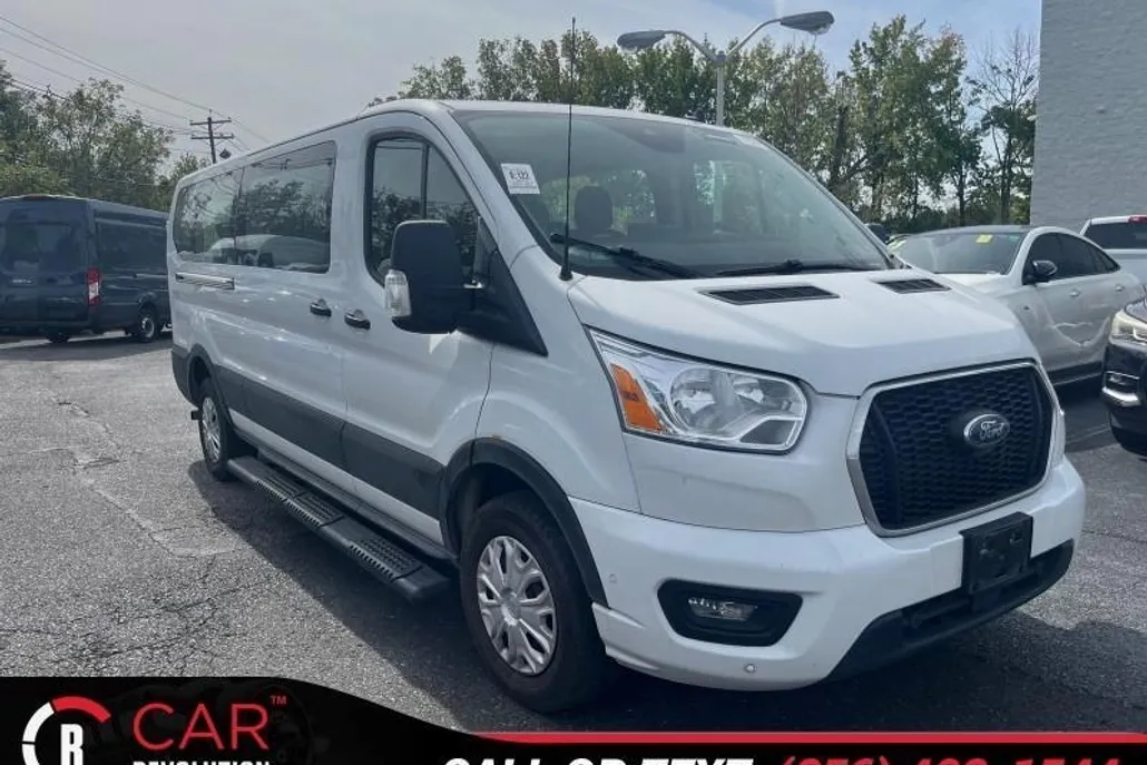 2022 Ford Transit photo 1