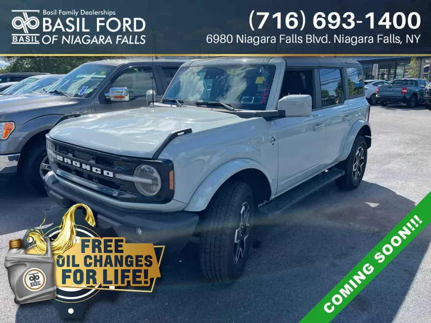 2022 Ford Bronco Outer Banks photo 1
